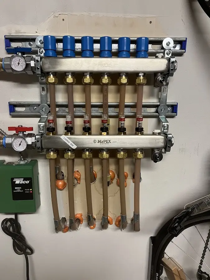 Plumber performing Gas Leak Detection at a residential property in South Apopka